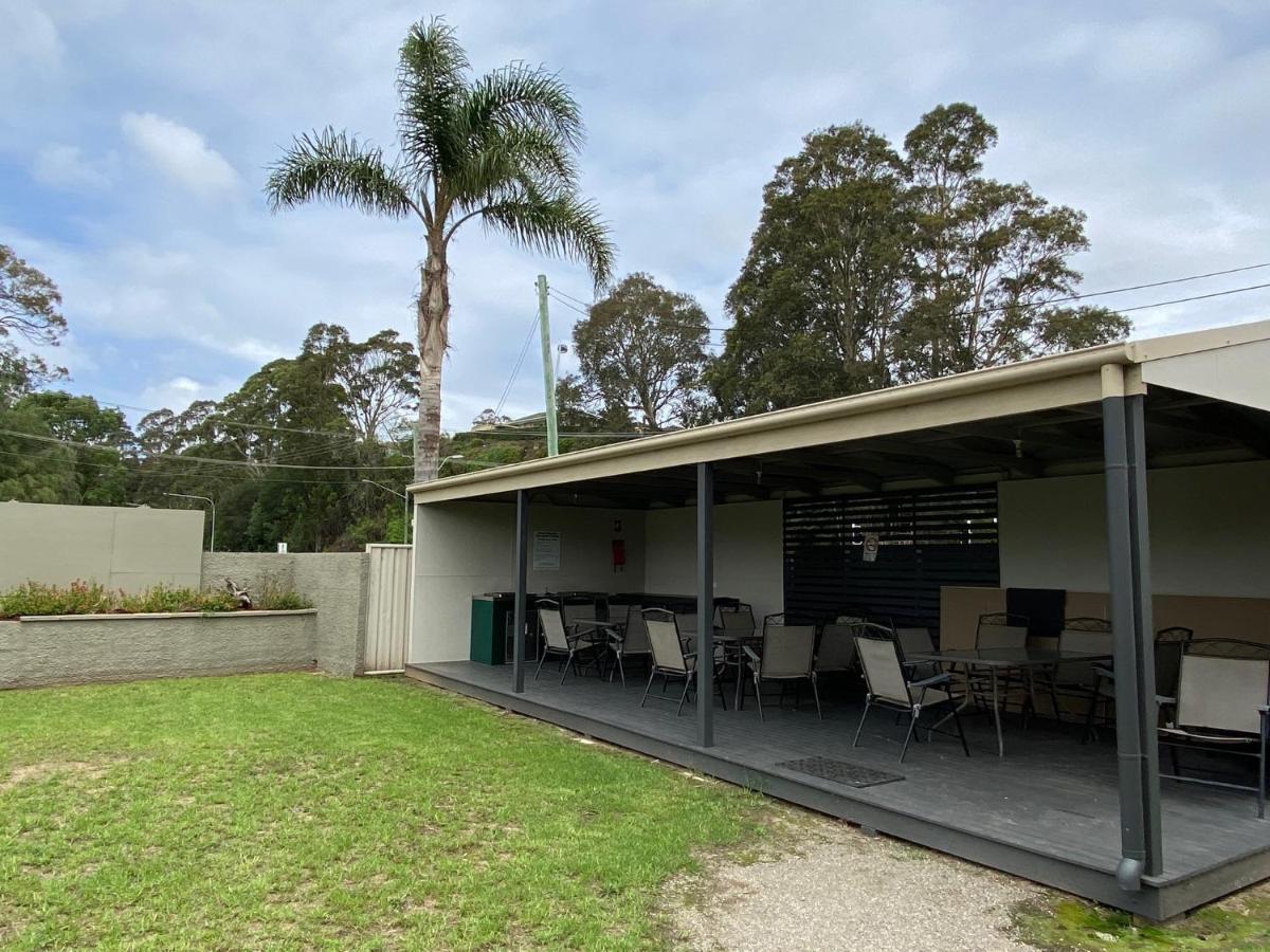 Hanging Rock Family Motel Batemans Bay Exteriör bild